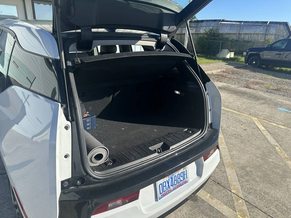 2014 BMW i3 - Image 5 of 14