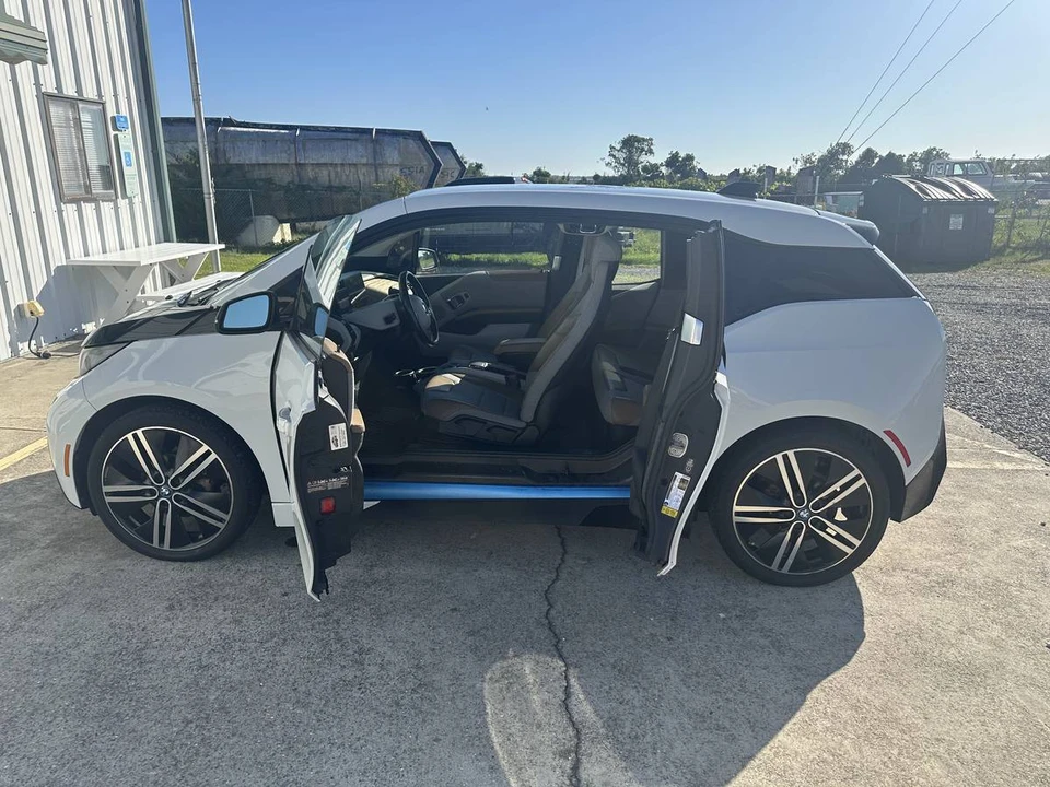 2014 BMW i3 - Image 7 of 14