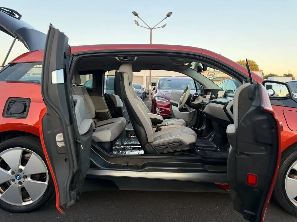2014 BMW i3 - Image 10 of 20