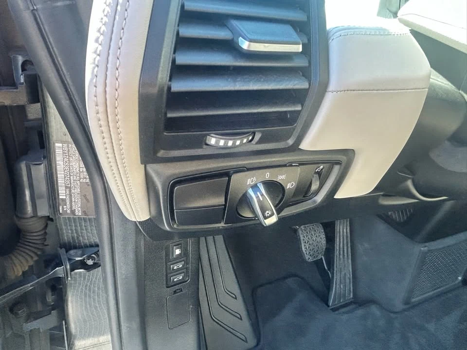 2014 BMW i3 - Image 11 of 19