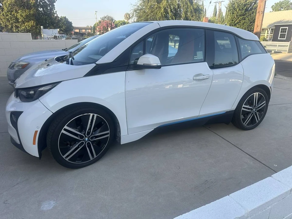 2014 BMW i3 - Image 18 of 23