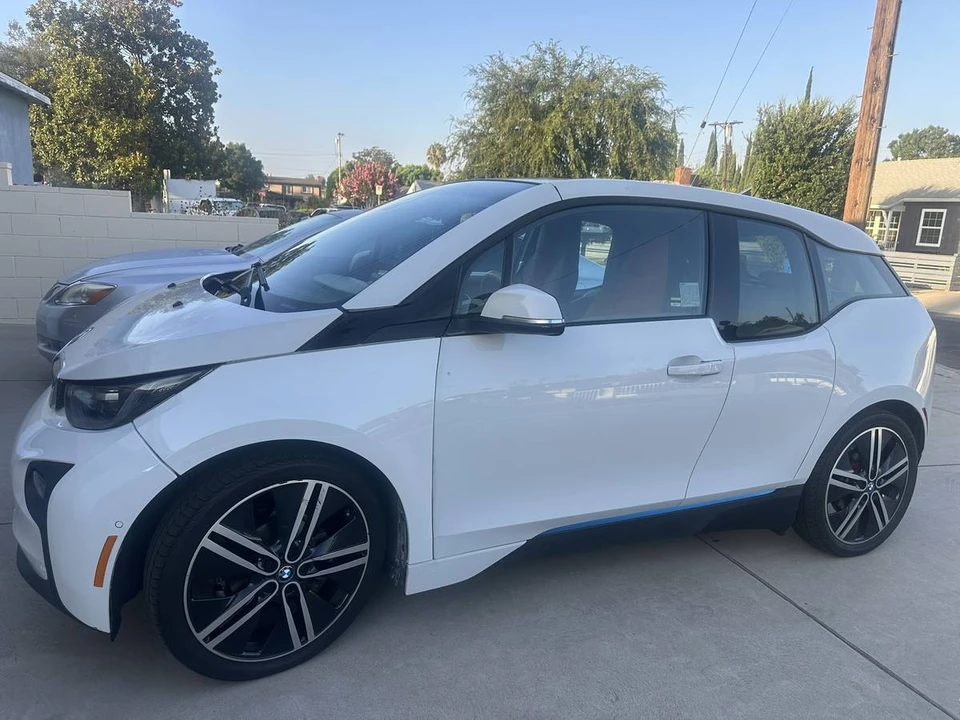 2014 BMW i3 - Image 19 of 23