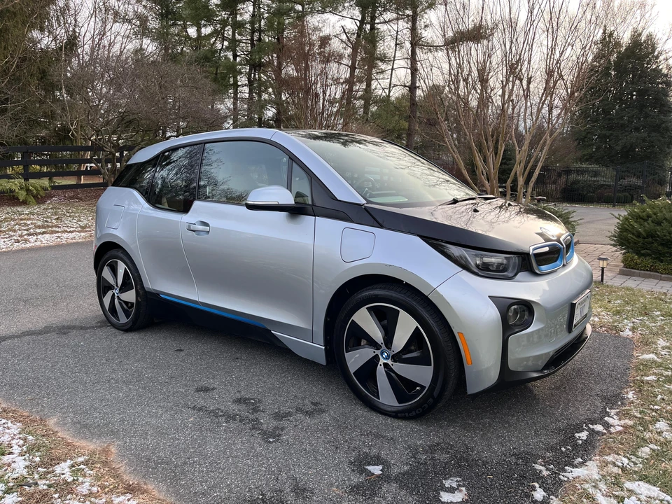 2014 BMW i3 - Image 7 of 31