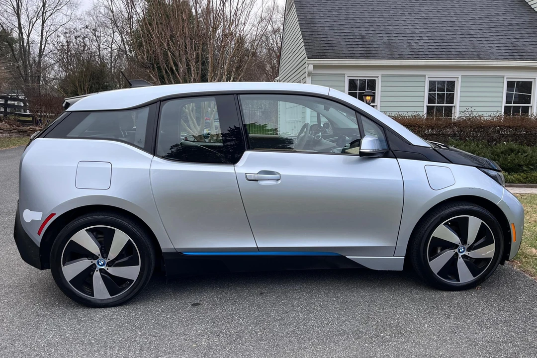 2014 BMW i3 - Image 3 of 31