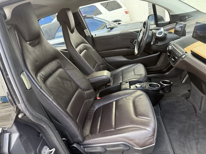 2014 BMW i3 - Image 14 of 21