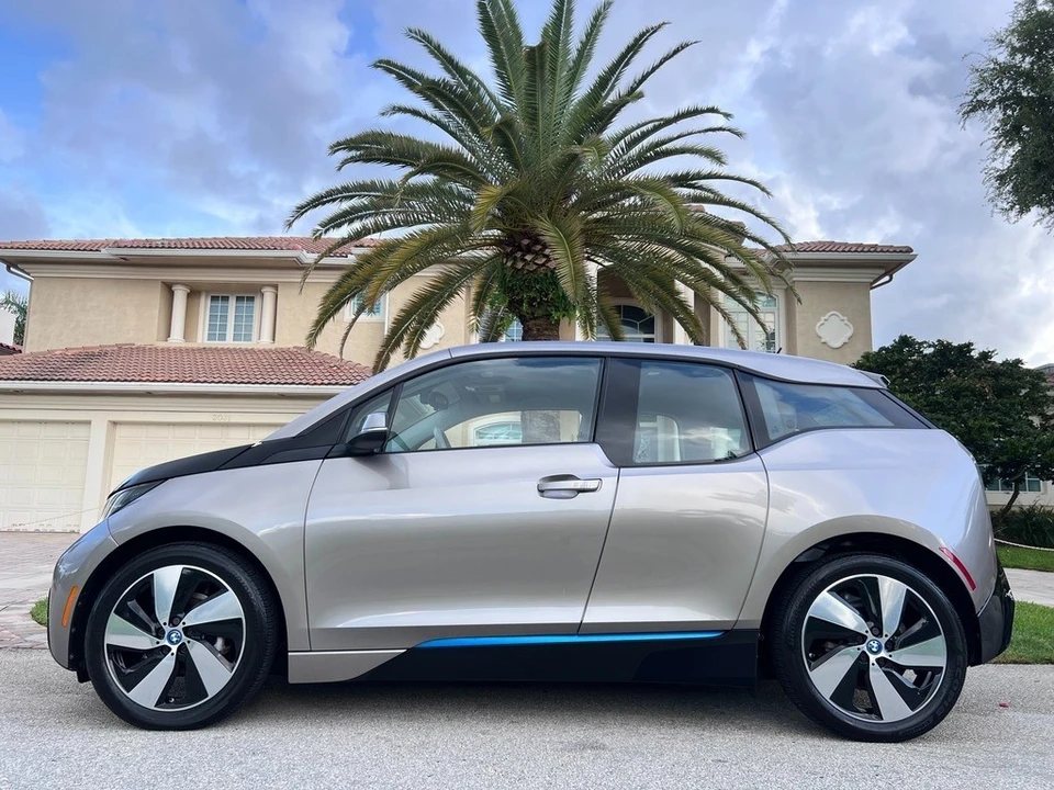 2014 BMW i3 - Image 9 of 21