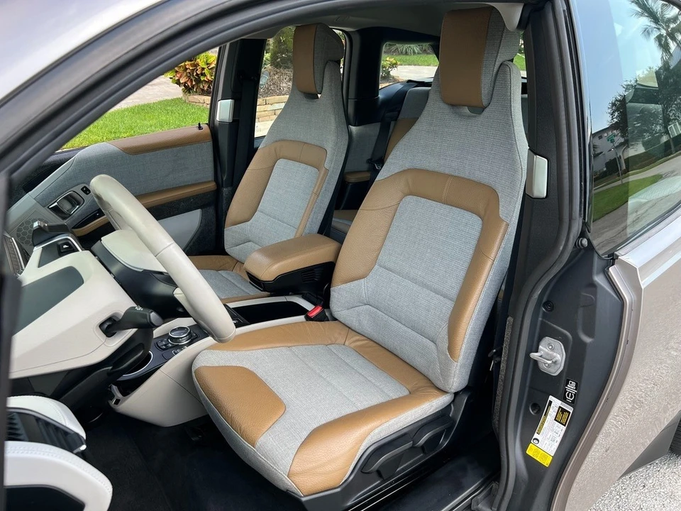 2014 BMW i3 - Image 19 of 21