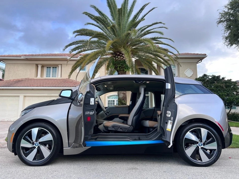2014 BMW i3 - Image 8 of 21
