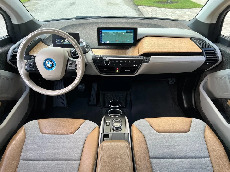 2014 BMW i3 - Image 18 of 21