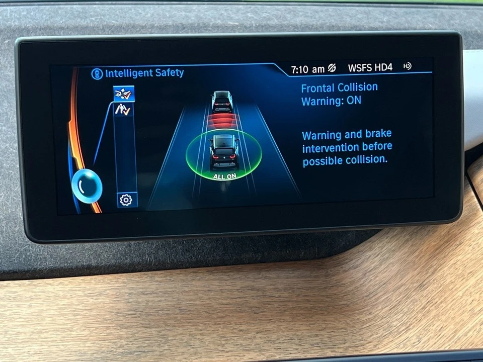 2014 BMW i3 - Image 16 of 21