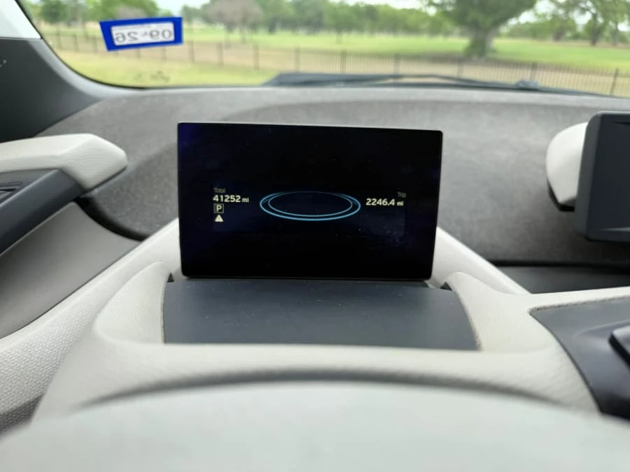 2014 BMW i3 - Image 15 of 23
