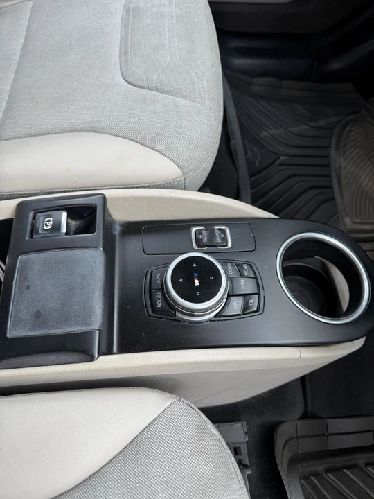 2014 BMW i3 - Image 20 of 23