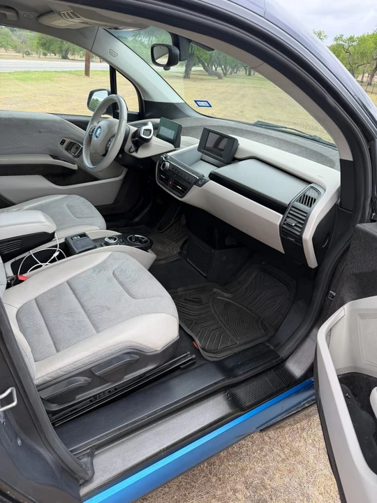2014 BMW i3 - Image 14 of 23