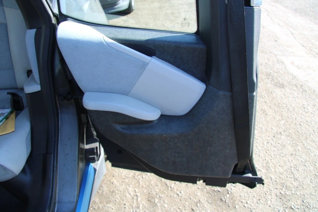 2014 BMW i3 - Image 17 of 21
