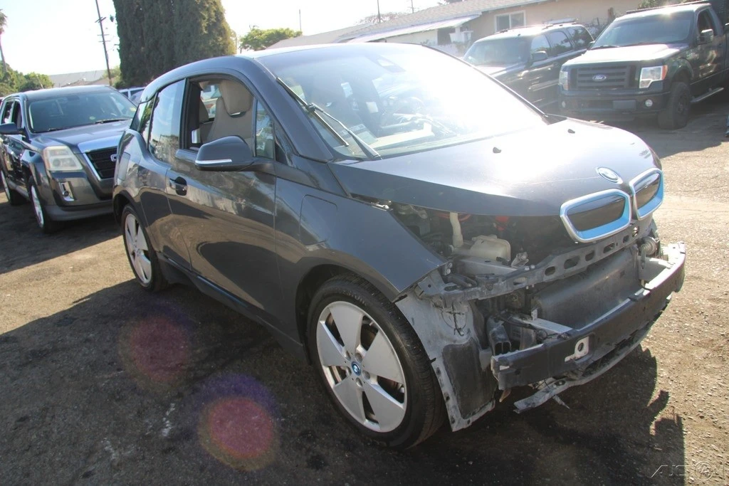 2014 BMW i3 - Image 8 of 21