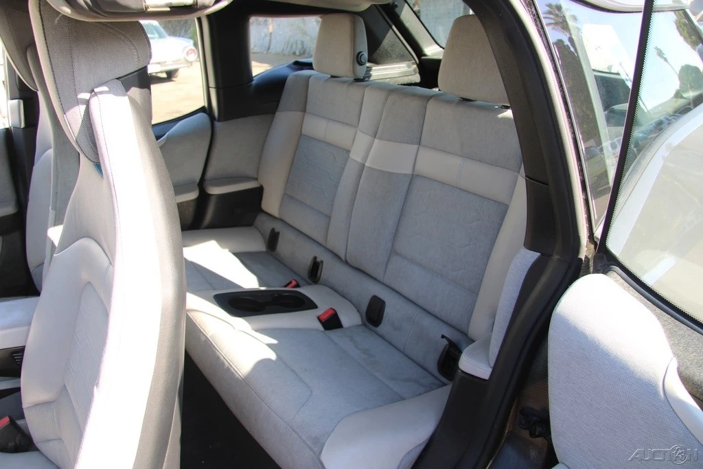 2014 BMW i3 - Image 18 of 21