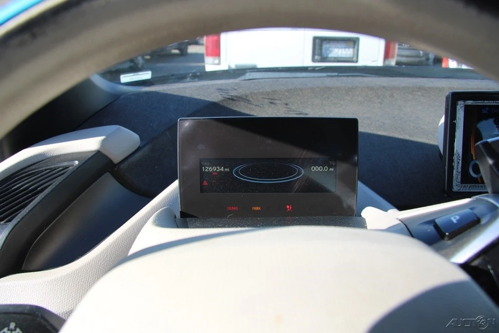 2014 BMW i3 - Image 13 of 21