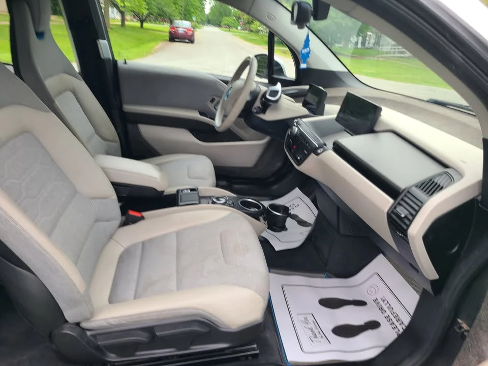 2014 BMW i3 - Image 13 of 20