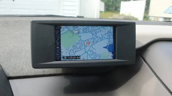 2014 BMW i3 - Image 10 of 13
