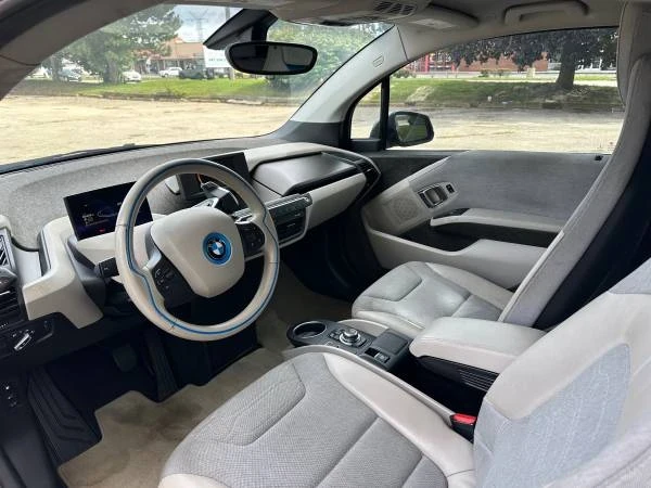 2014 BMW i3 - Image 10 of 15