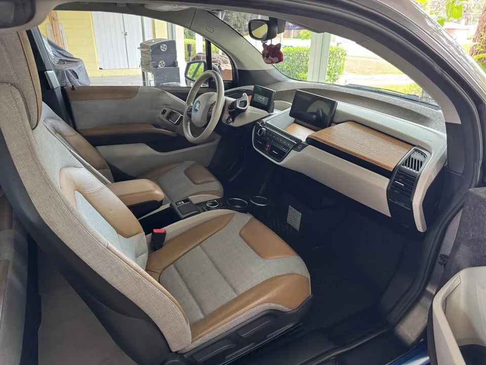 2014 BMW i3 - Image 2 of 19