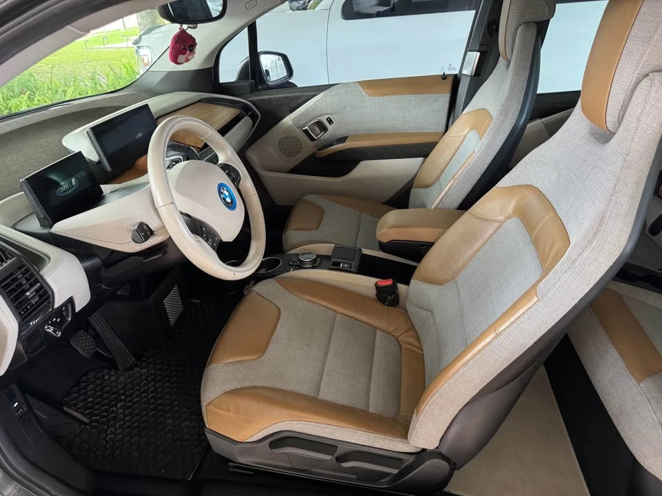 2014 BMW i3 - Image 11 of 19