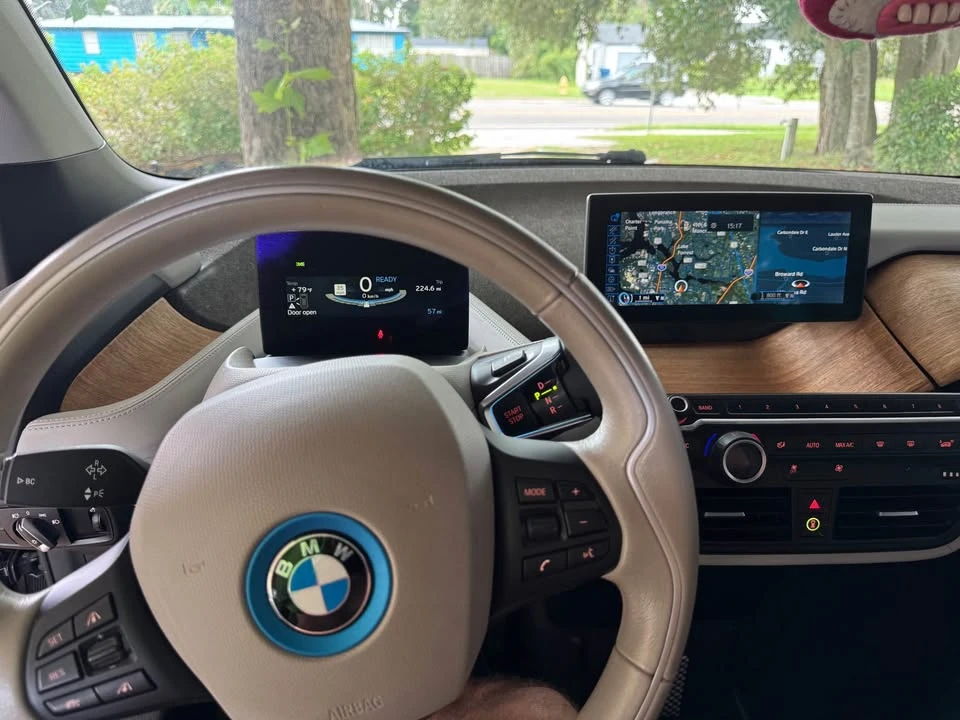 2014 BMW i3 - Image 9 of 19