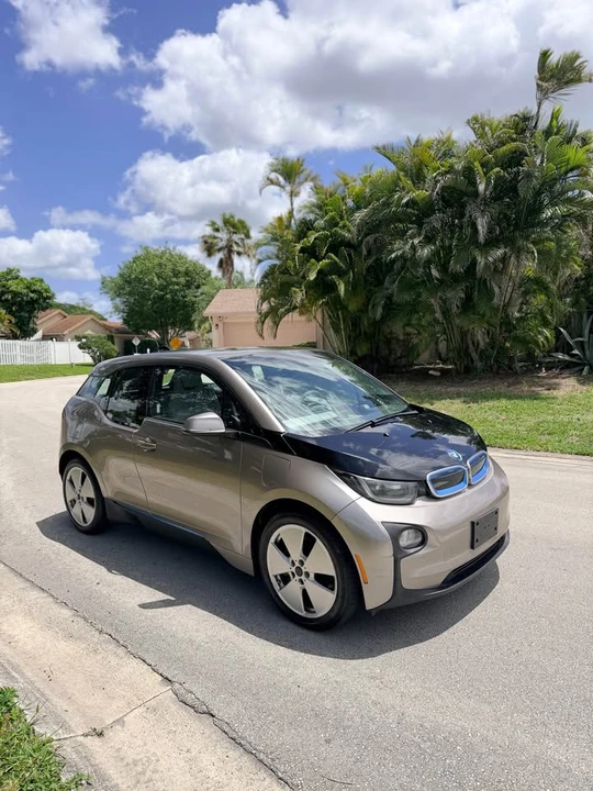2014 BMW i3 - Image 2 of 14