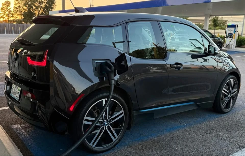 2014 BMW i3 - Image 4 of 12