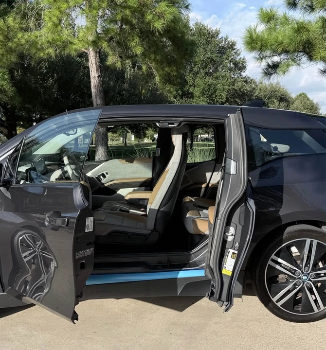 2014 BMW i3 - Image 3 of 12