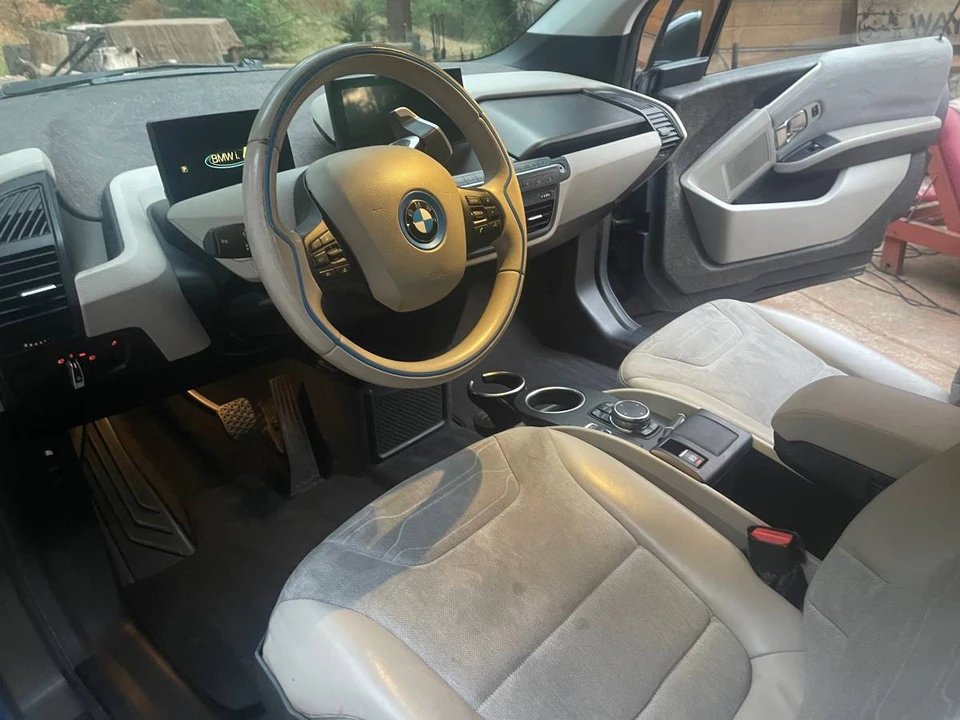 2014 BMW i3 - Image 5 of 6