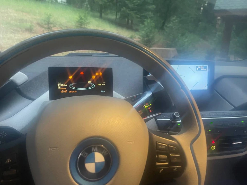 2014 BMW i3 - Image 4 of 6