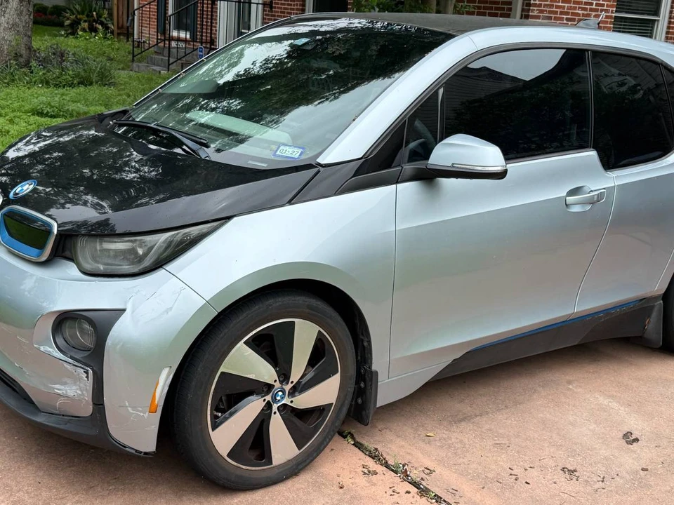 2014 BMW i3 - Image 3 of 4