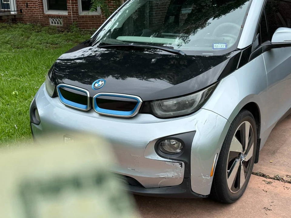 2014 BMW i3 - Image 4 of 4