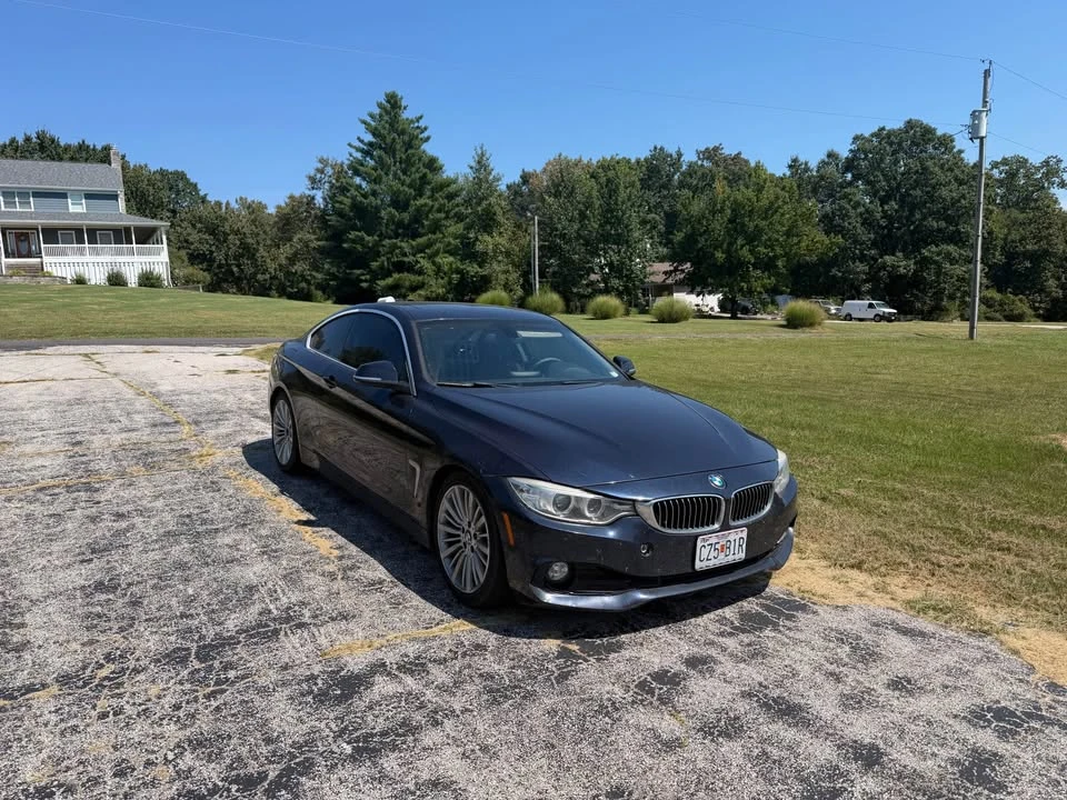 2014 BMW i4 - Image 4 of 4