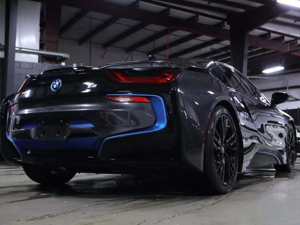 2014 BMW i8 - Image 13 of 20