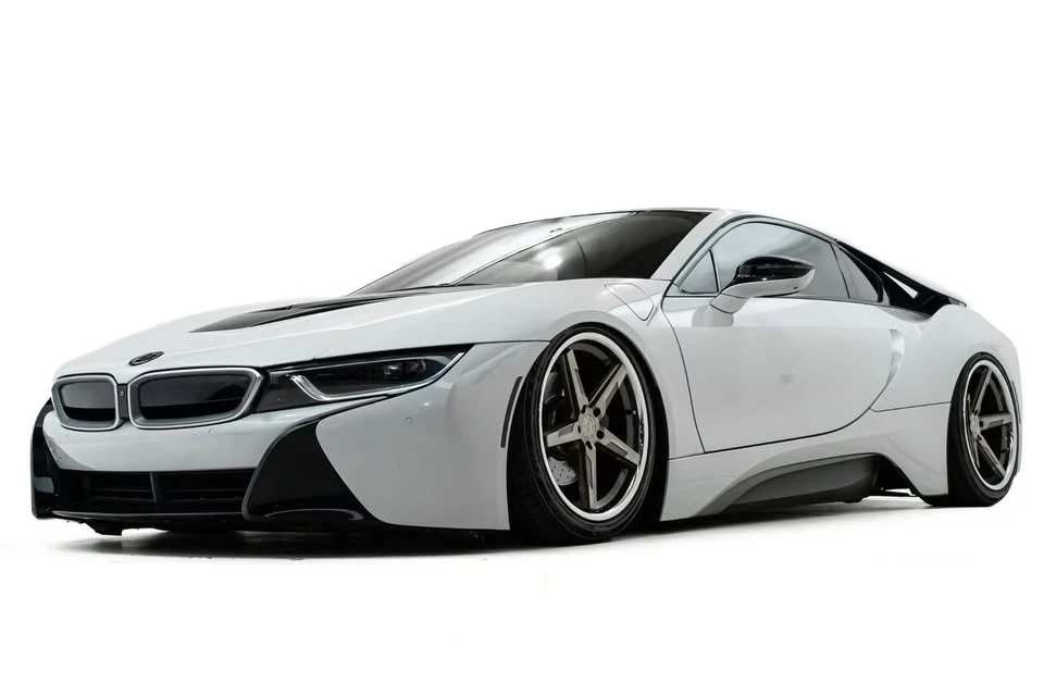 2014 BMW i8 - Image 3 of 5