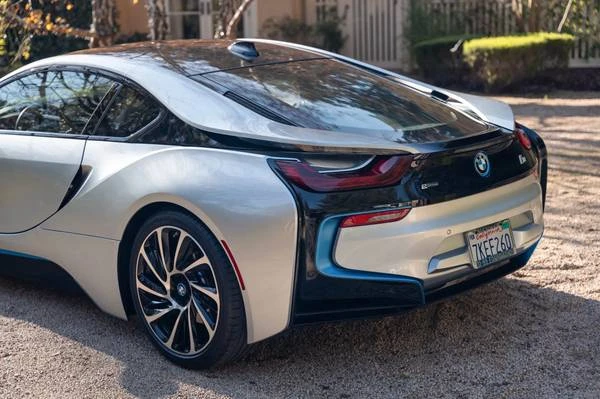 2014 BMW i8 - Image 8 of 21