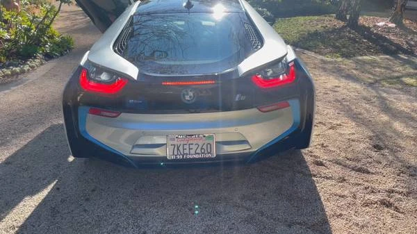 2014 BMW i8 - Image 10 of 21