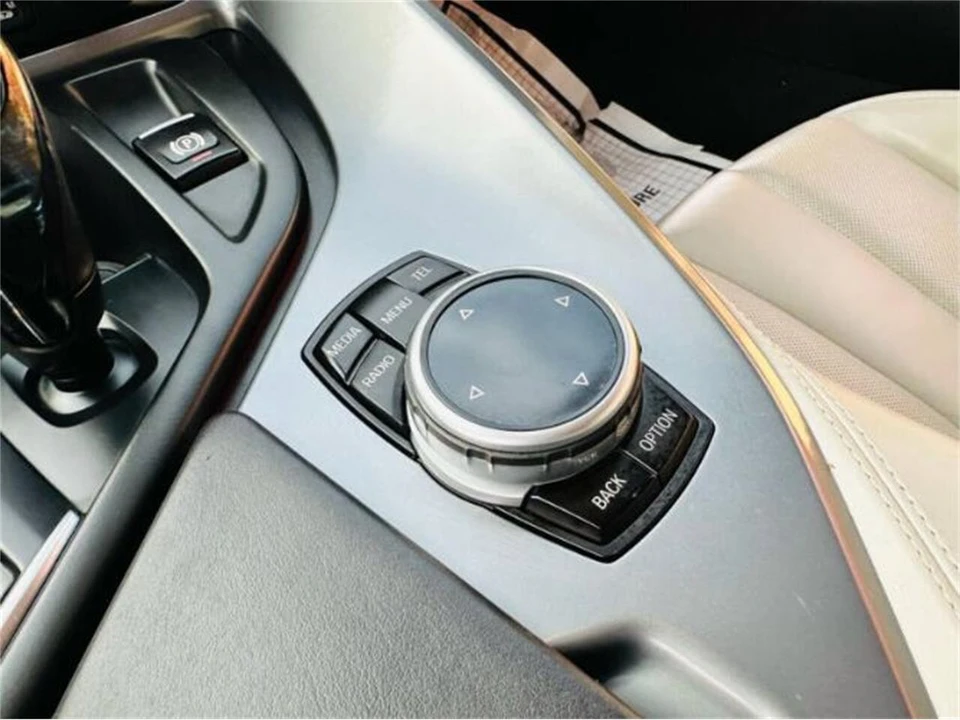 2014 BMW i8 - Image 16 of 29