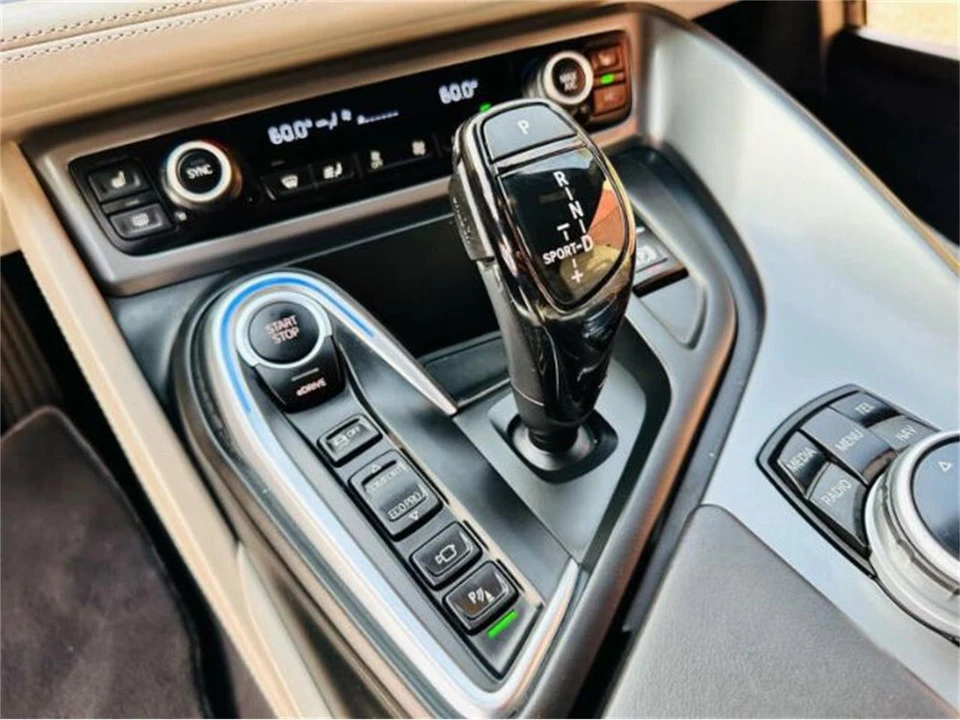 2014 BMW i8 - Image 17 of 29