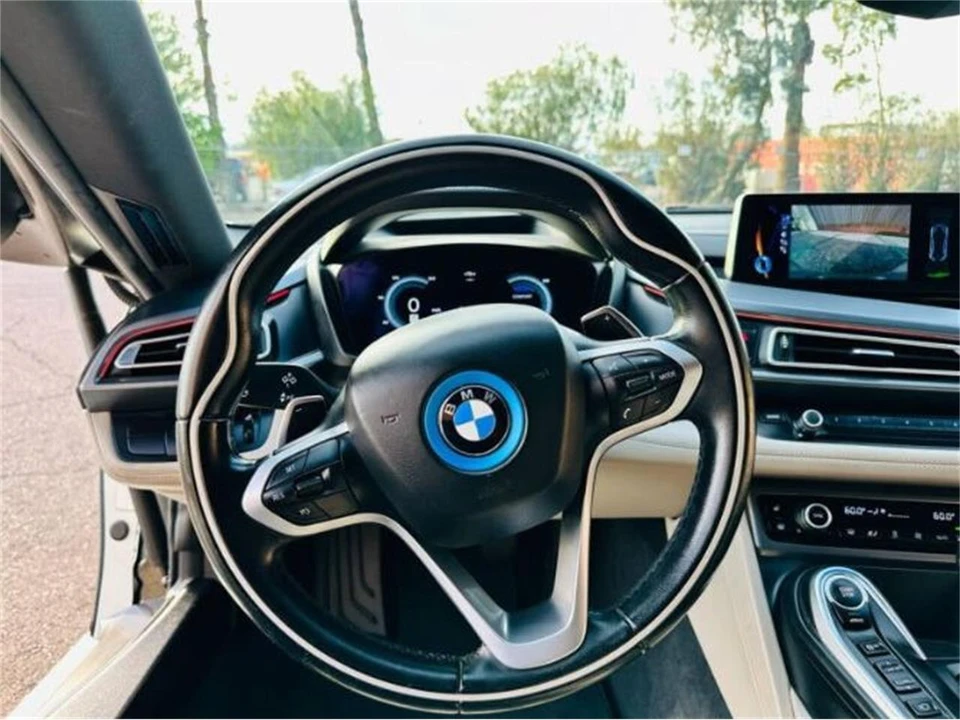 2014 BMW i8 - Image 20 of 29
