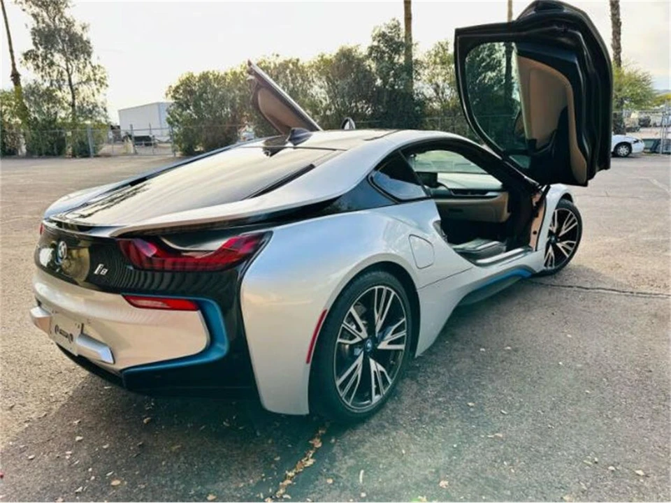 2014 BMW i8 - Image 26 of 29