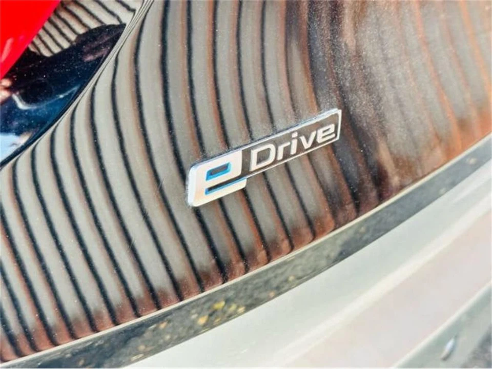 2014 BMW i8 - Image 29 of 29