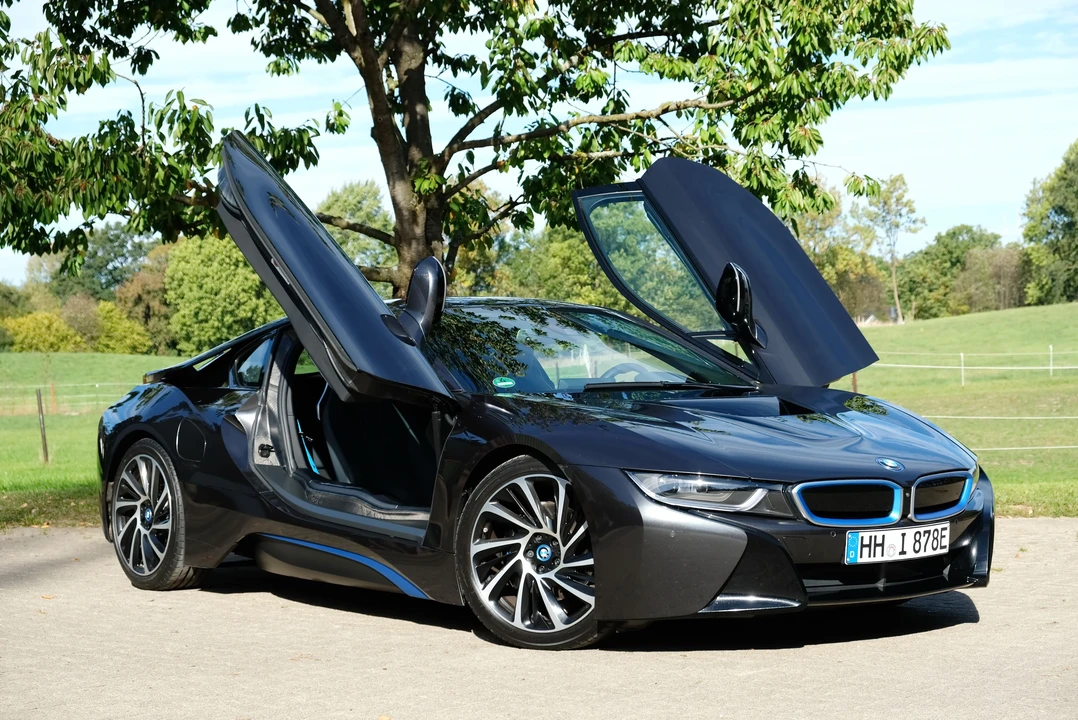 2014 BMW i8 - Image 11 of 21
