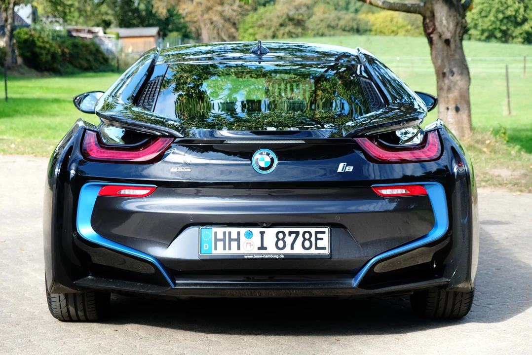 2014 BMW i8 - Image 7 of 21