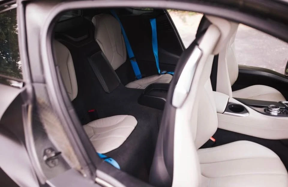2014 BMW i8 - Image 7 of 8