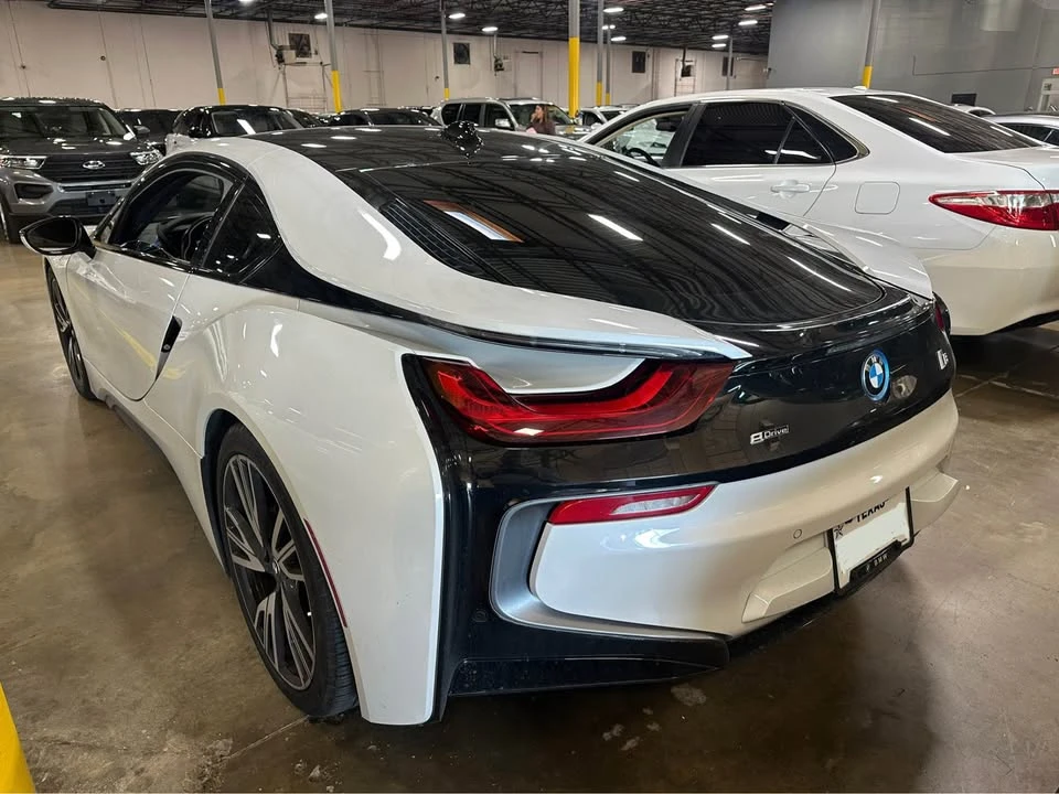 2014 BMW i8 - Image 4 of 9