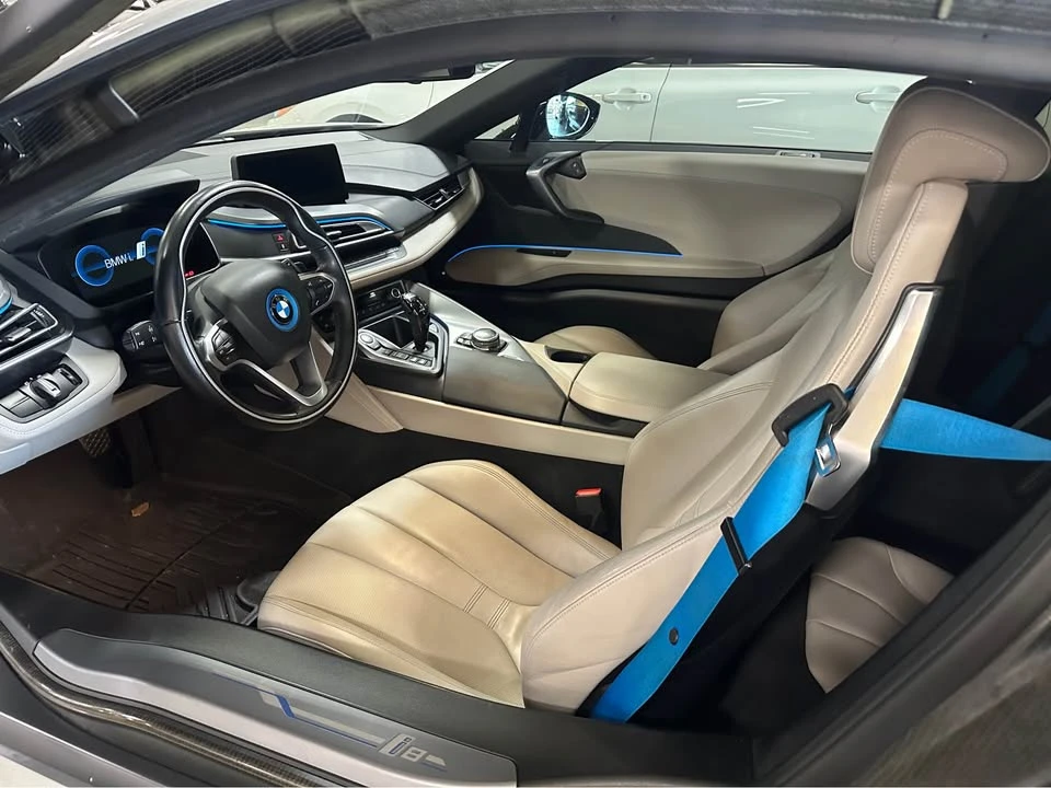 2014 BMW i8 - Image 6 of 9