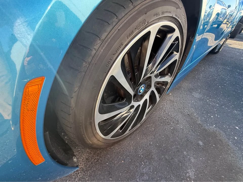 2014 BMW i8 - Image 7 of 7